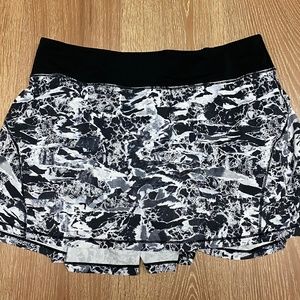 Lululemon circuit breaker skirt II interlaced alpine 10T